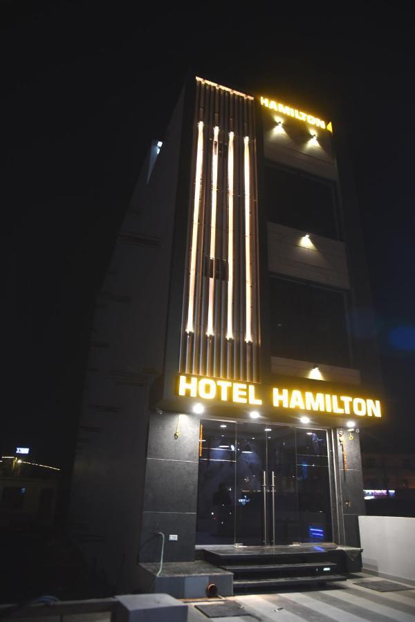 Hotel Hamilton Zirakpur Exteriér fotografie